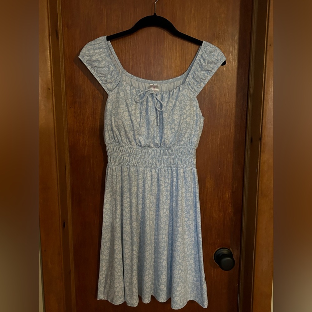 Juniors dress